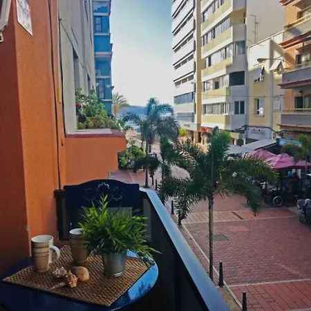 Nuevo En Playa De Canteras 라스팔마스