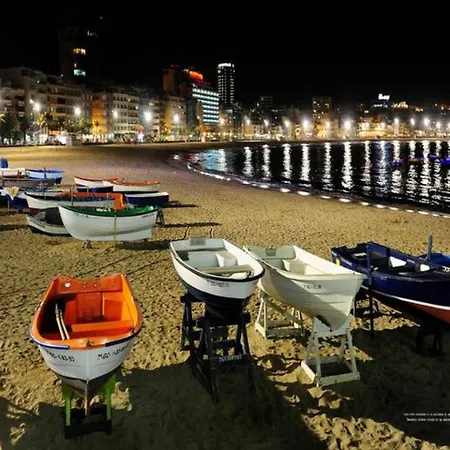 Nuevo En Playa De Canteras * 大加那利岛拉斯帕尔马斯